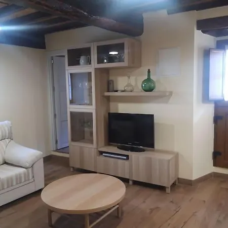 La Calzada Del Canto * Melarde